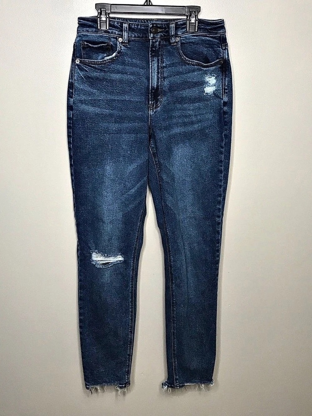 American Eagle Highest Rise Mom Jeans in Blue Size 6 X-long